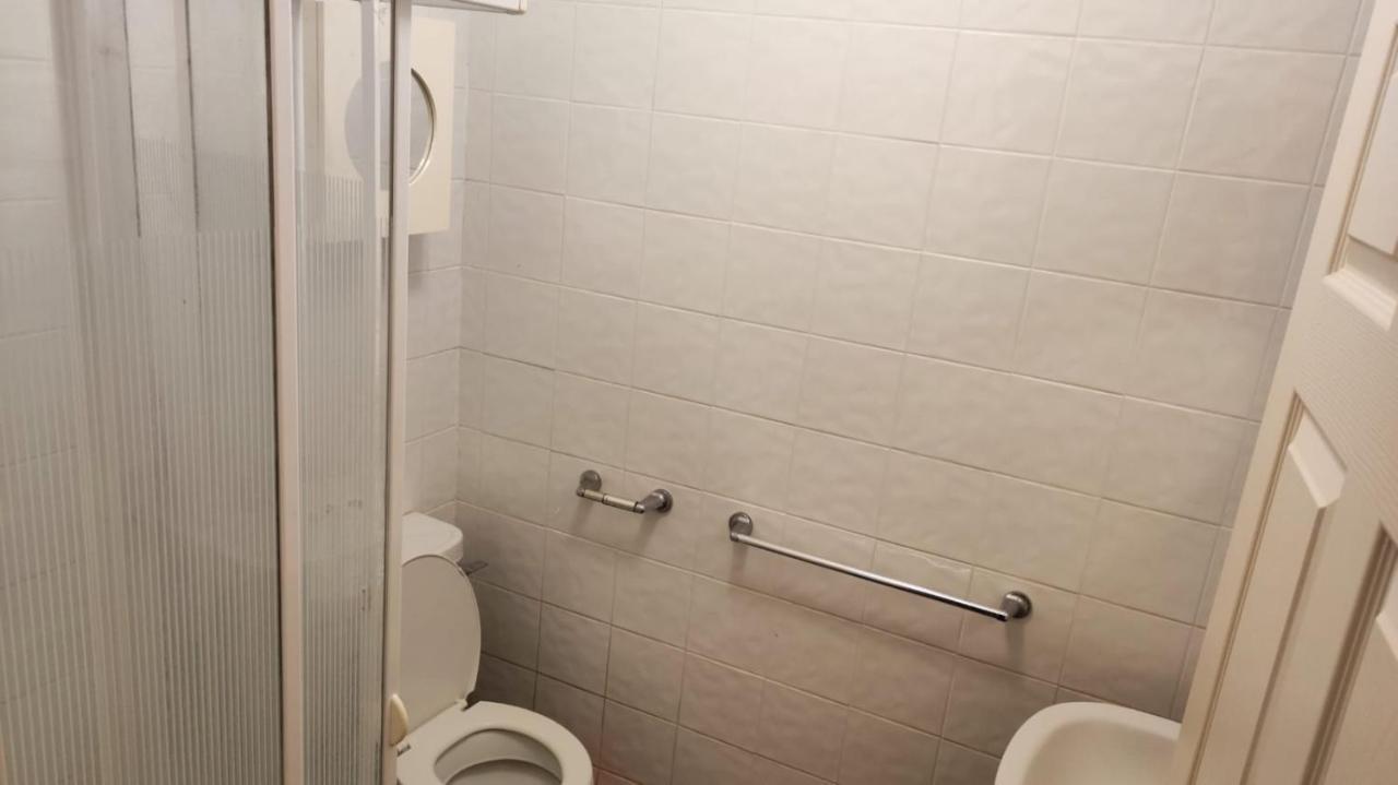 Budget-Friendly Self-Serve Lodging Galway Bagian luar foto