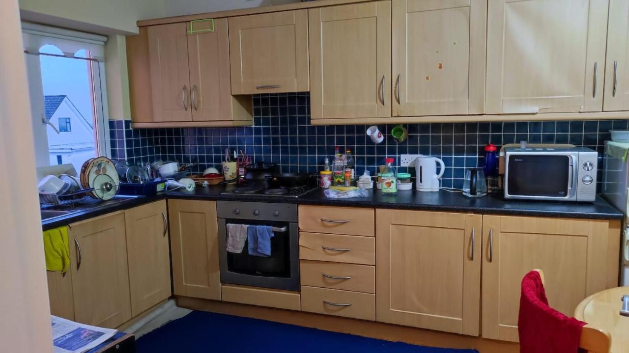 Budget-Friendly Self-Serve Lodging Galway Bagian luar foto