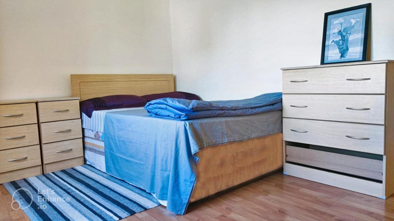 Budget-Friendly Self-Serve Lodging Galway Bagian luar foto